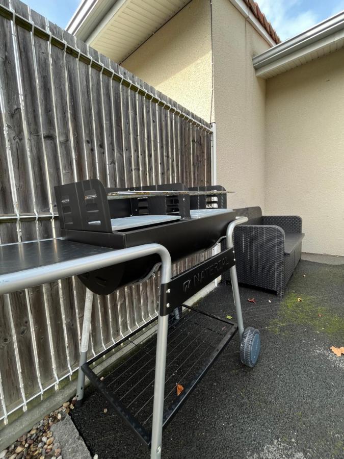 Maison Eugenie Arena, Gendarmerie, Rocade Bouliac Kültér fotó